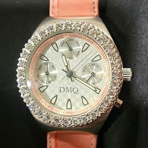 Beautiful DMQ Women's watch